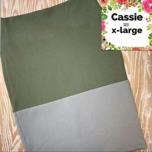 NEW LULAROE XL 1X CASSIE SKIRT OLIVE GREEN GRAY